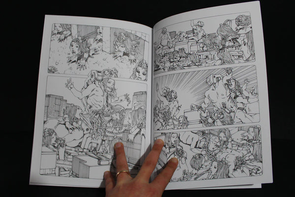 Industrial Revolution and World War par Shintaro Kago (sans textes) - (publié par Hollow Press)